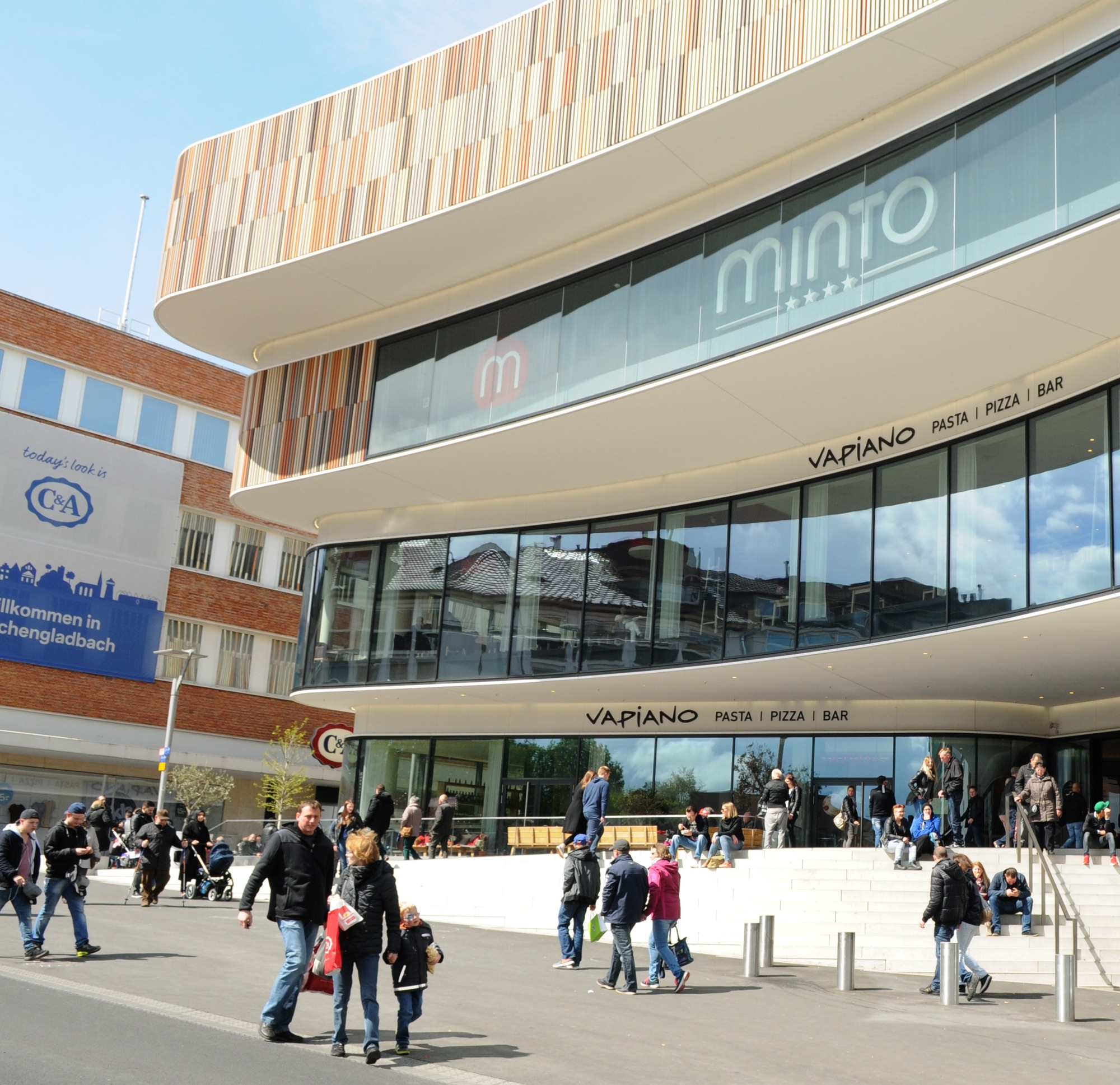 Sonntagsshoppen im Minto Mönchengladbach.