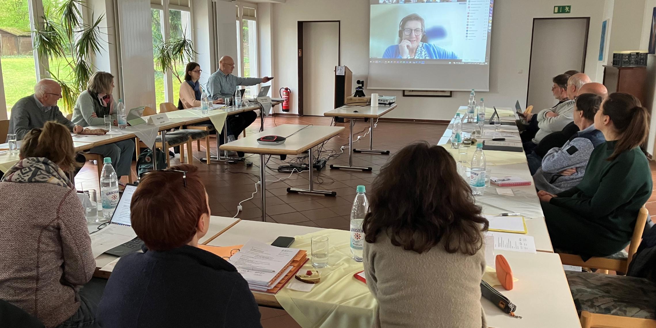 Dr. Claudia Lücking-Michel spricht zu Vollversammlung des Aachener Diözesanrats