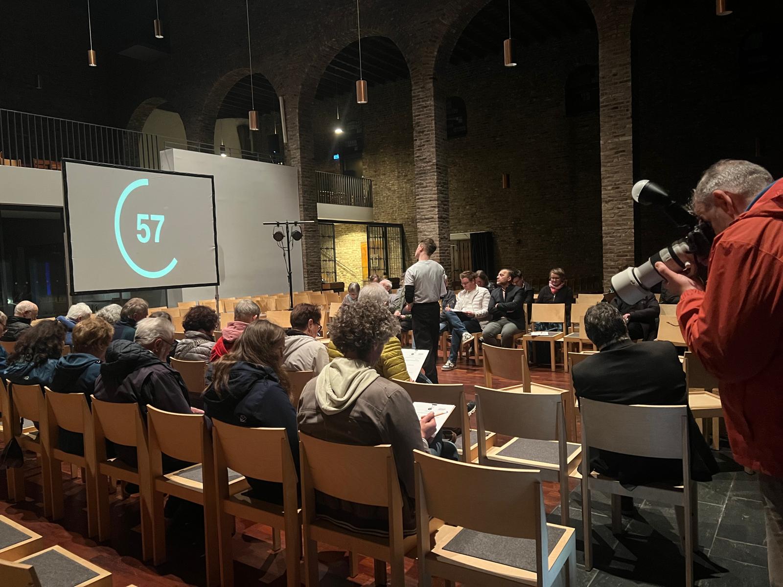 Das Bild zeigt einen Ausschnitt der Theaterperformance.